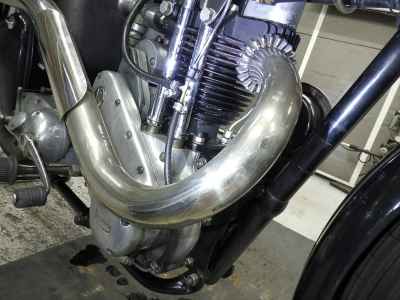 Triumph T70