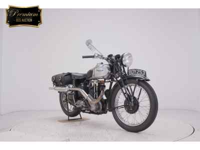 Triumph T70