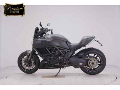 Ducati Diavel Carbon 2017