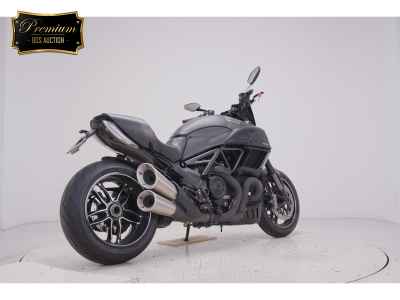 Ducati Diavel Carbon 2017