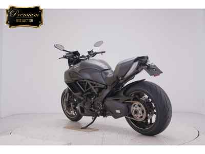 Ducati Diavel Carbon 2017