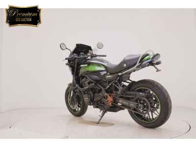 Kawasaki Z900RS Cafe 2025