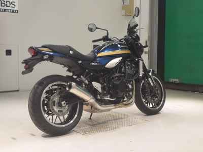Kawasaki Z900RS 2021