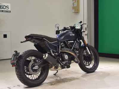 Triumph Scrambler 2024