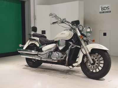 Suzuki Intruder 400 Classic 2013