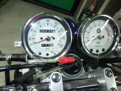 Yamaha SR400 2021