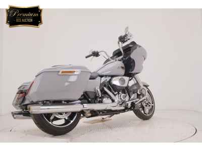 Harley-Davidson Road Glide FLTRX1920 2025