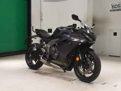 Triumph Daytona 660 2024