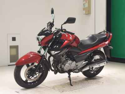 Suzuki GSR250