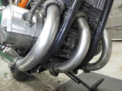 Kawasaki 350SS 2024