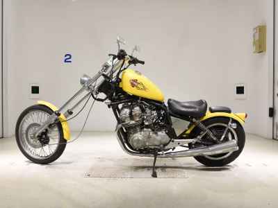 Honda CB750 Custom