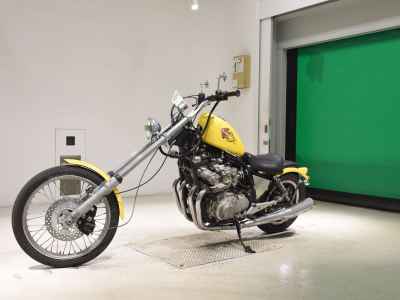 Honda CB750 Custom