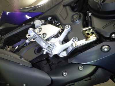 Yamaha YZF-R25 2023