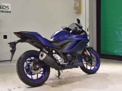 Yamaha YZF-R25 2023