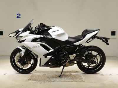 Kawasaki Ninja 650 2021