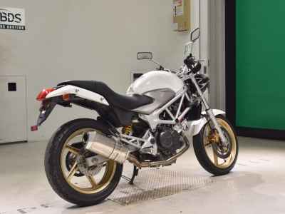 Honda VTR250 2011