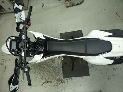 Suzuki DR-Z4SM 2025