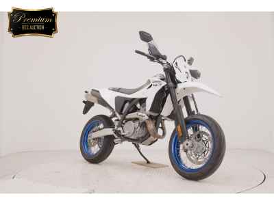 Suzuki DR-Z4SM 2025