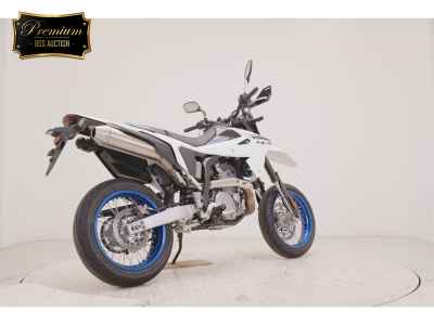 Suzuki DR-Z4SM 2025