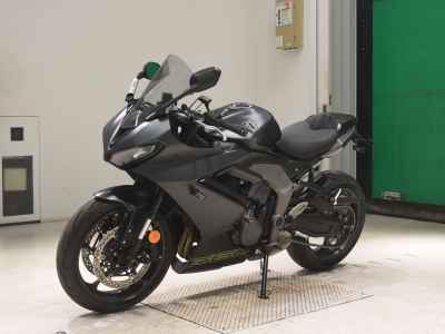 Triumph Daytona 660 2024