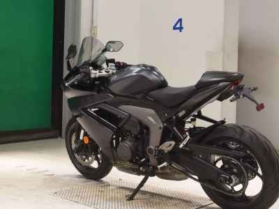 Triumph Daytona 660 2024