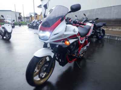 Honda CB400 Super Boldor 2012