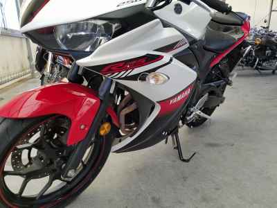 Yamaha YZF-R25 2016
