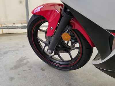 Yamaha YZF-R25 2016