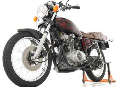 Suzuki GS400 2023