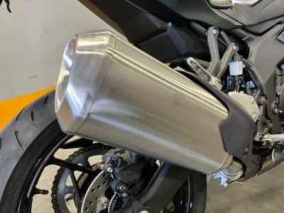 Kawasaki Ninja ZX-4R SE 2025