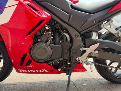 Honda CBR400R 2024