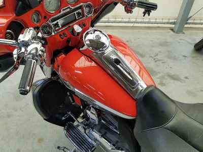 Harley-Davidson FLHTCUSE7 CVO 2012