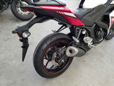Yamaha YZF-R25 2016