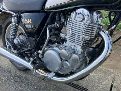 Yamaha SR400 2020