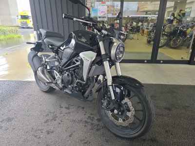 Honda CB250R 2018