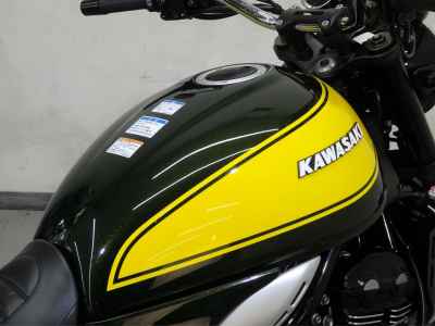 Kawasaki Z900RS 2023