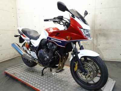Honda CB400 Super Boldor 2015