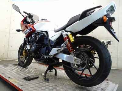 Honda CB400 Super Boldor 2015