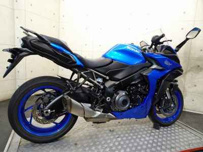 Suzuki GSX-S1000GT 2023