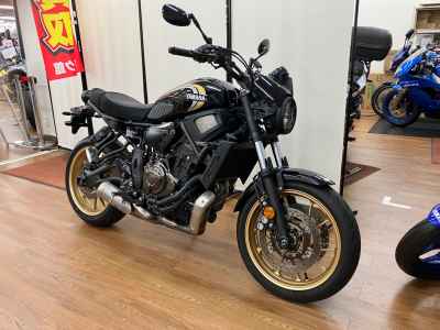 Yamaha XSR700 2022