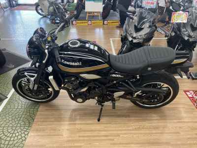 Kawasaki Z900RS 2021