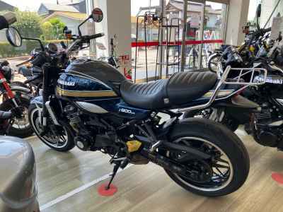 Kawasaki Z900RS 2021