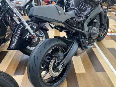 Yamaha XSR900 2023