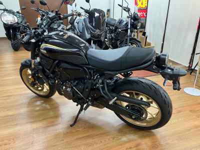 Yamaha XSR700 2022