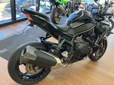 Kawasaki Z1000 2021