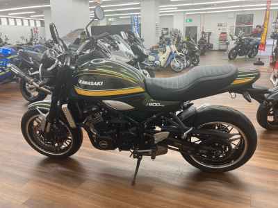 Kawasaki Z900RS 2021