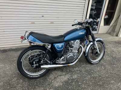 Yamaha SR400 2019