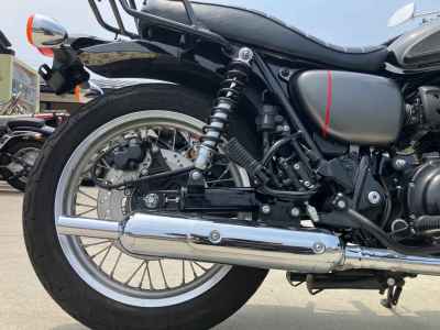 Kawasaki W800 2022