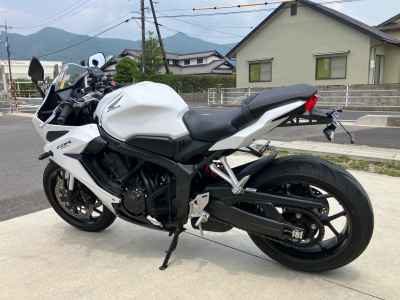 Honda CBR650R 2024