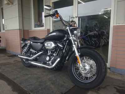 Harley-Davidson Sportster Custom XL1200C 2012